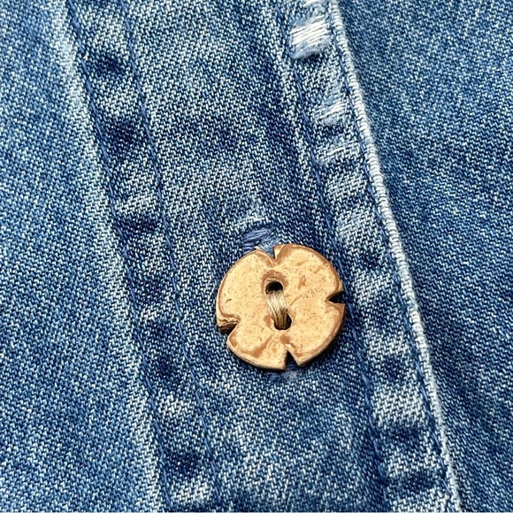 New Direction Floral Embroidered Blue Denim Jean Shirt Jacket Women’s Large - Picture 7 of 14